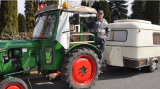 81-годишен германец обикаля света на трактор Deutz img